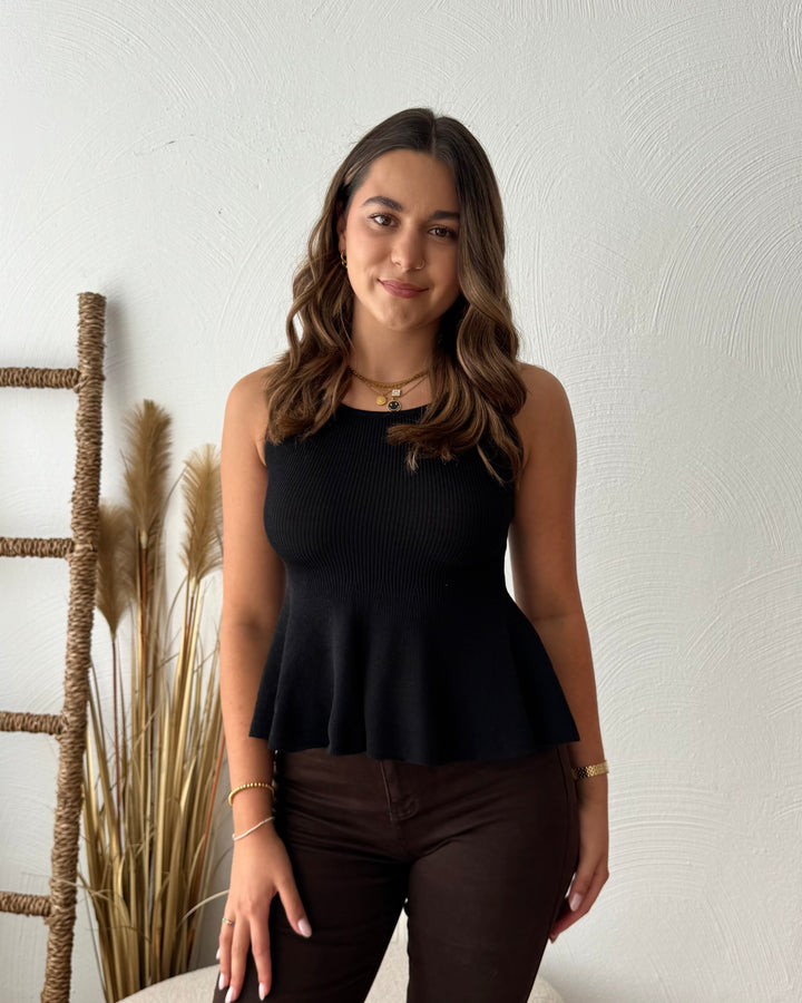 NORA - Top