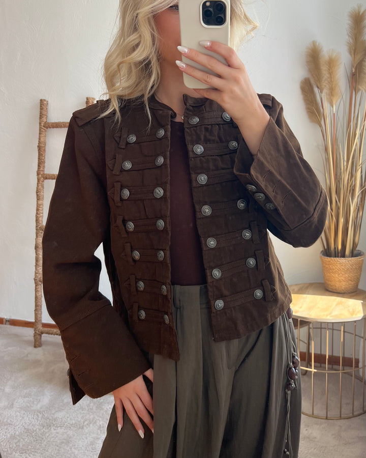 Braune Uniform-Jacke mit Zierknöpfen