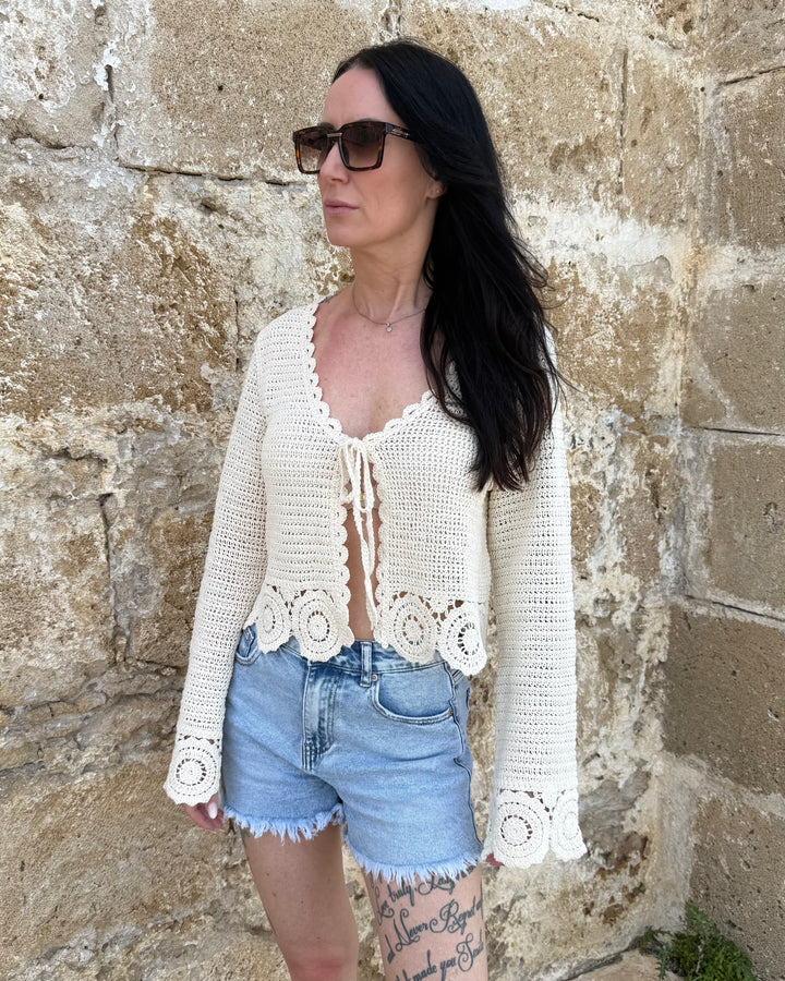 Crochet Jacke Creme — Glockenärmel