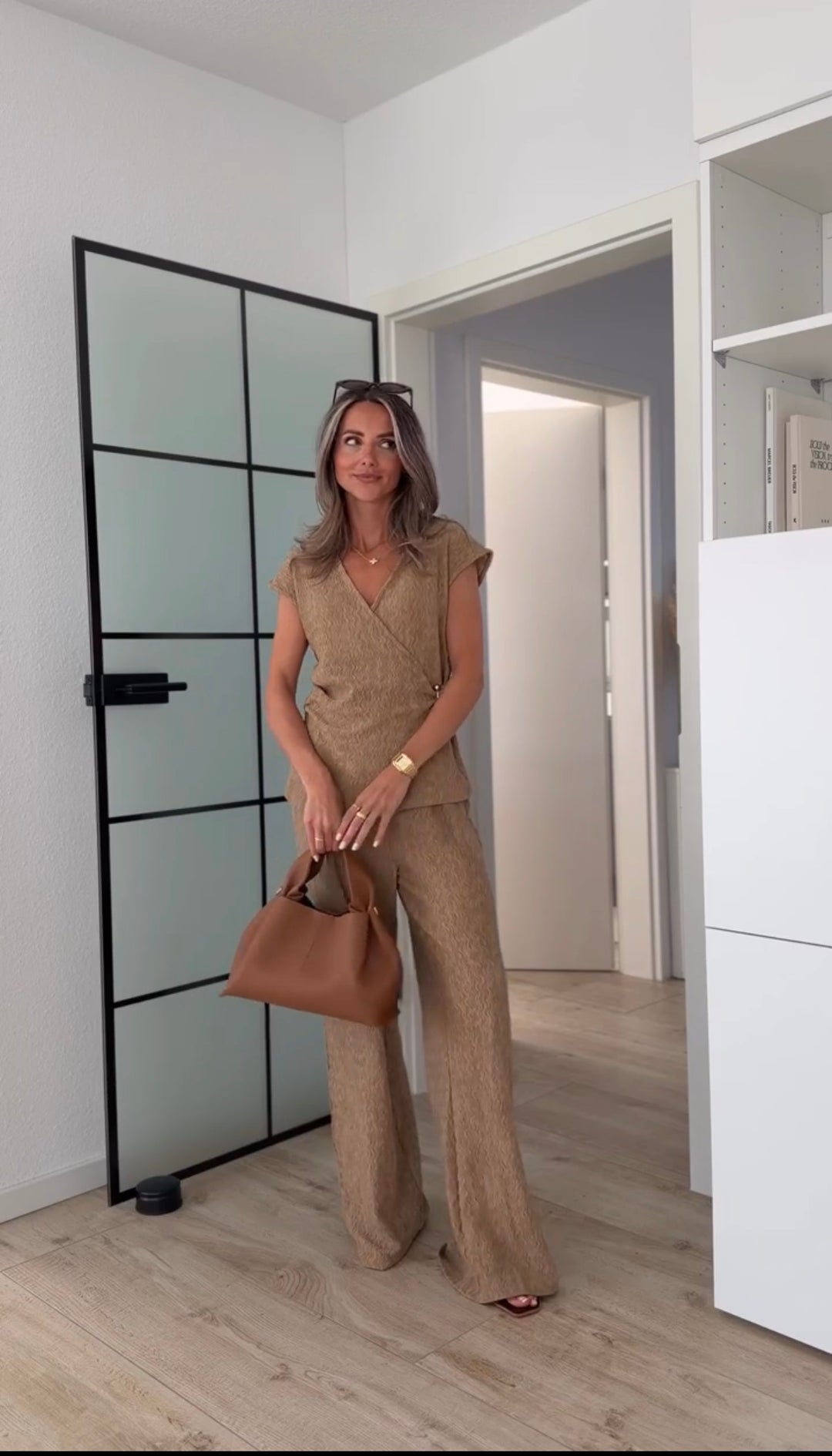 Wide-Leg-Hose Wellenstruktur
