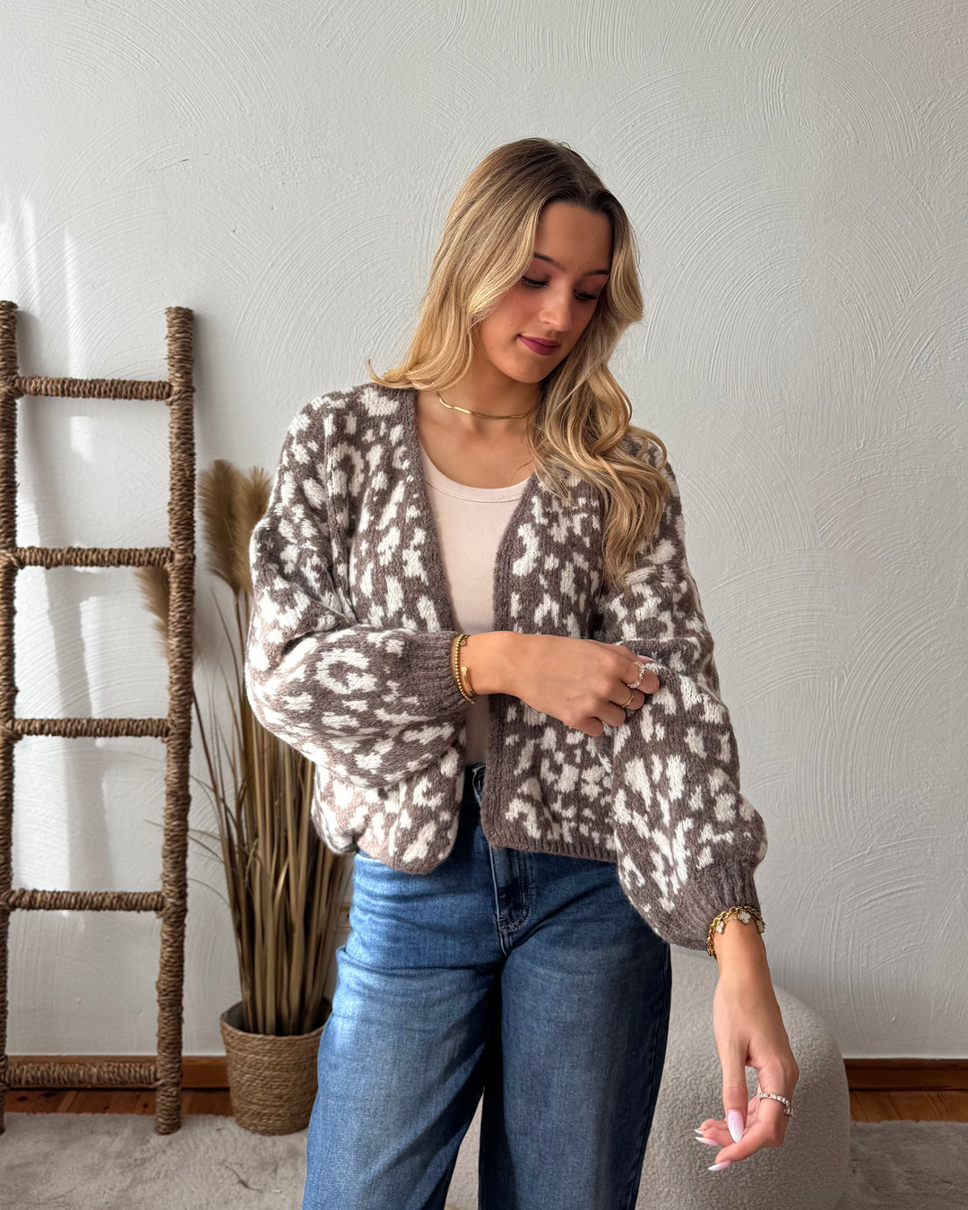 LIA - Cardigan