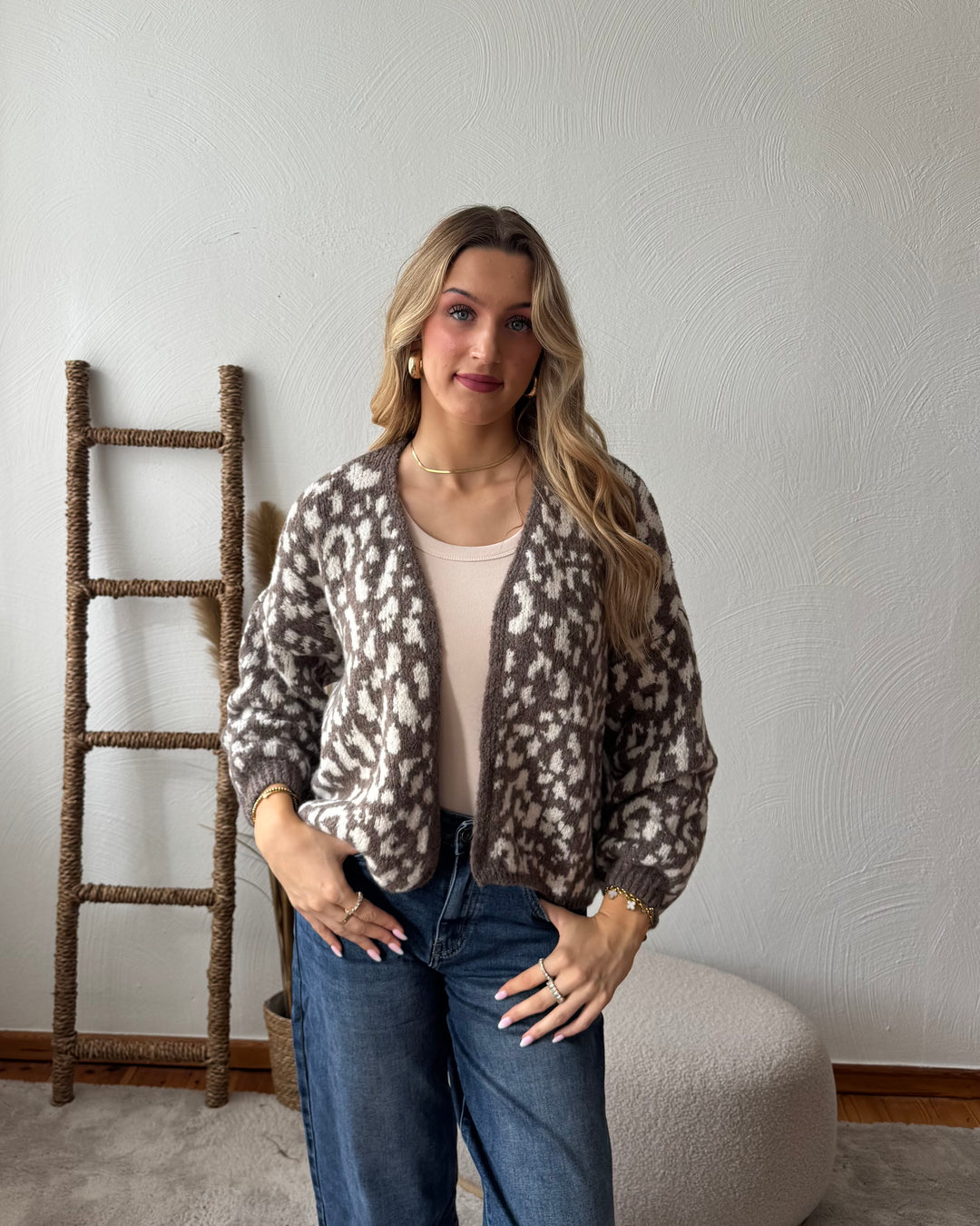 LIA - Cardigan