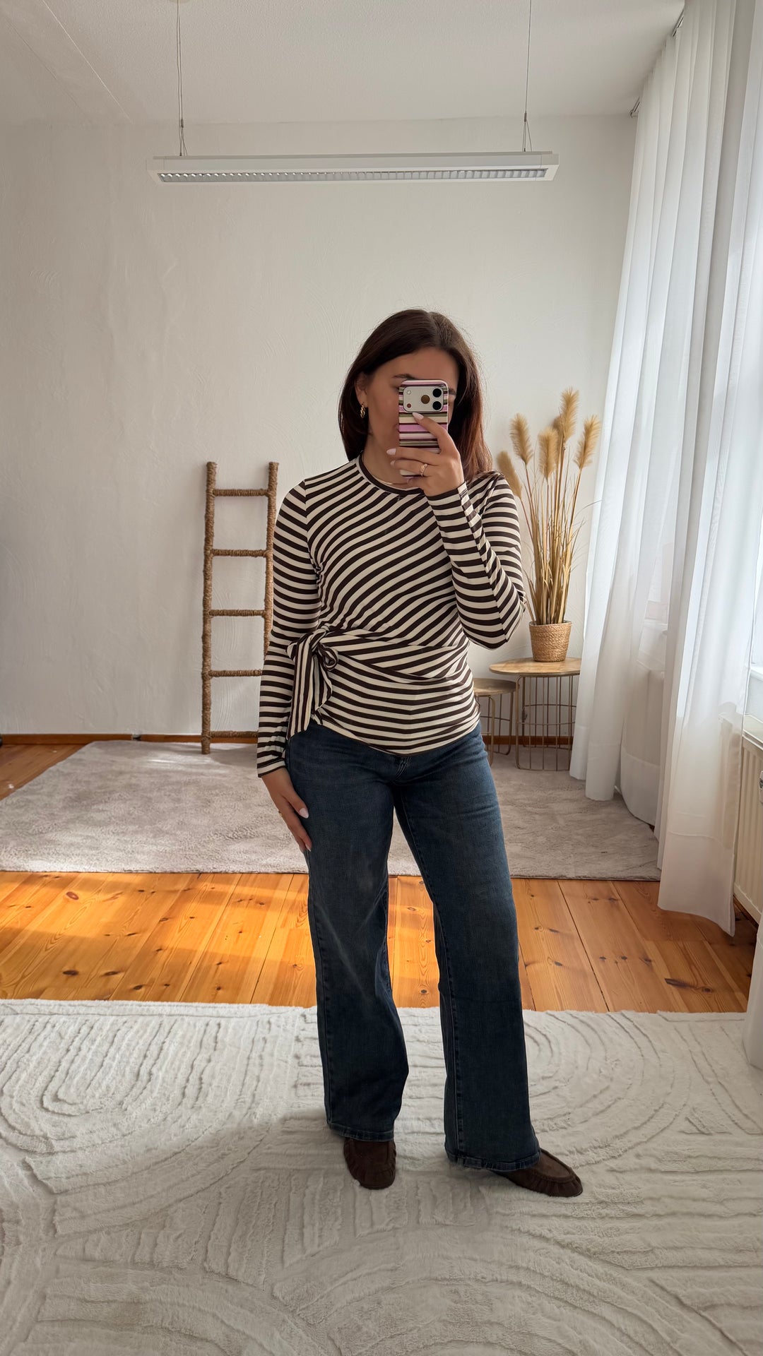 Mid Waist Wide Leg Jeans
