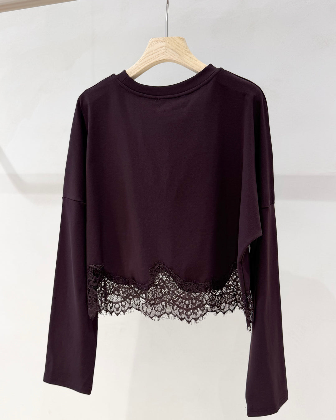 Cropped Sweatshirt mit Spitzensaum