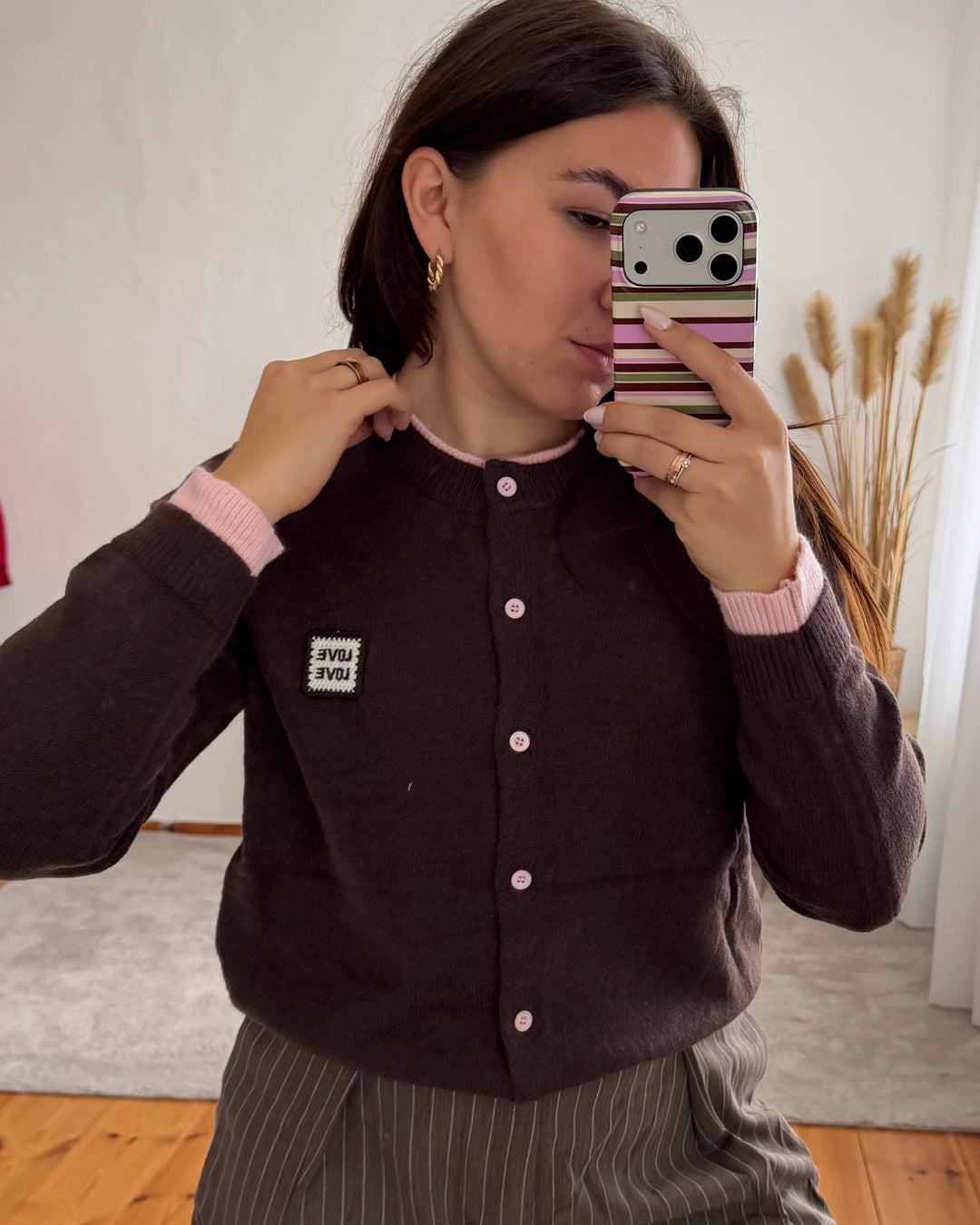 LOVE - Cardigan mit Patch