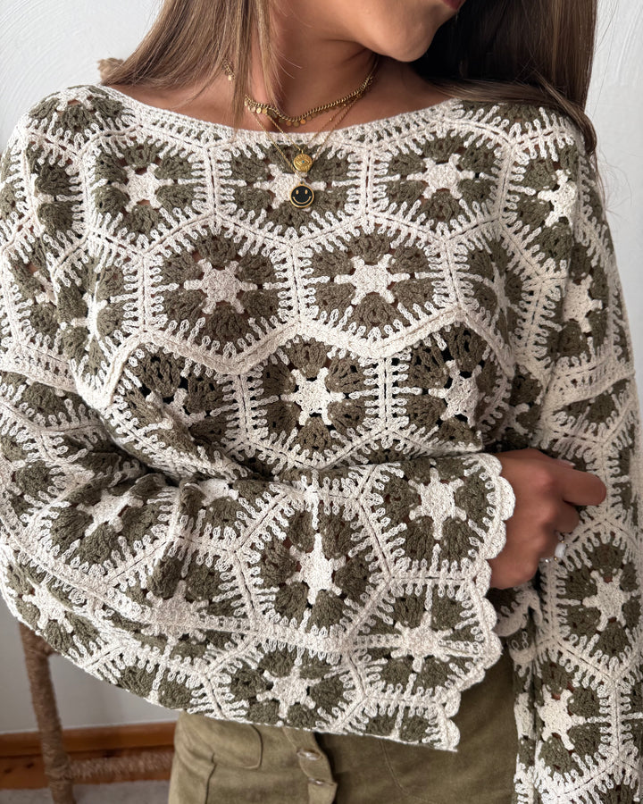 LU - Crochet Sweater