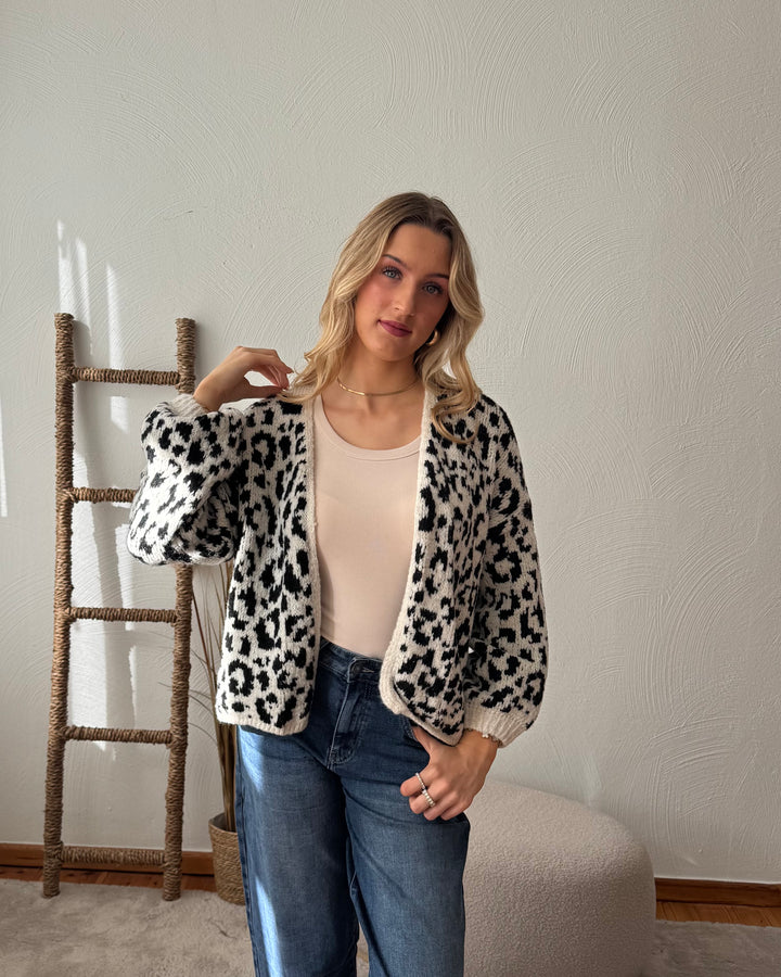 LIA - Cardigan