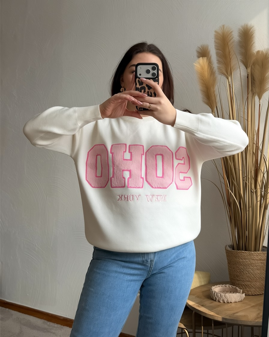 Pullover mit SOHO-Stickerei
