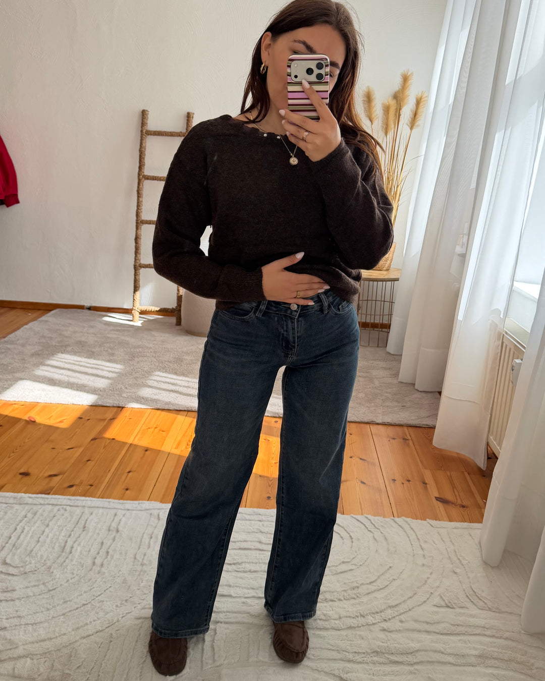 Mid Waist Wide Leg Jeans