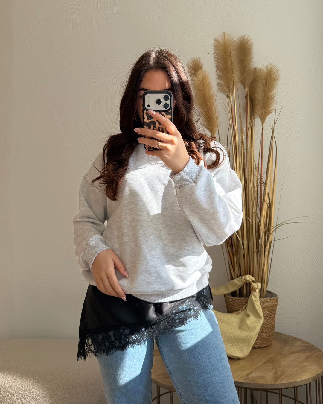 Asymetrisches Spitzentop