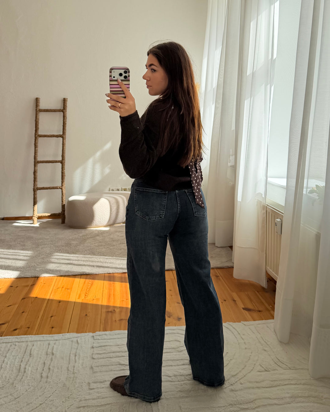 Mid Waist Wide Leg Jeans