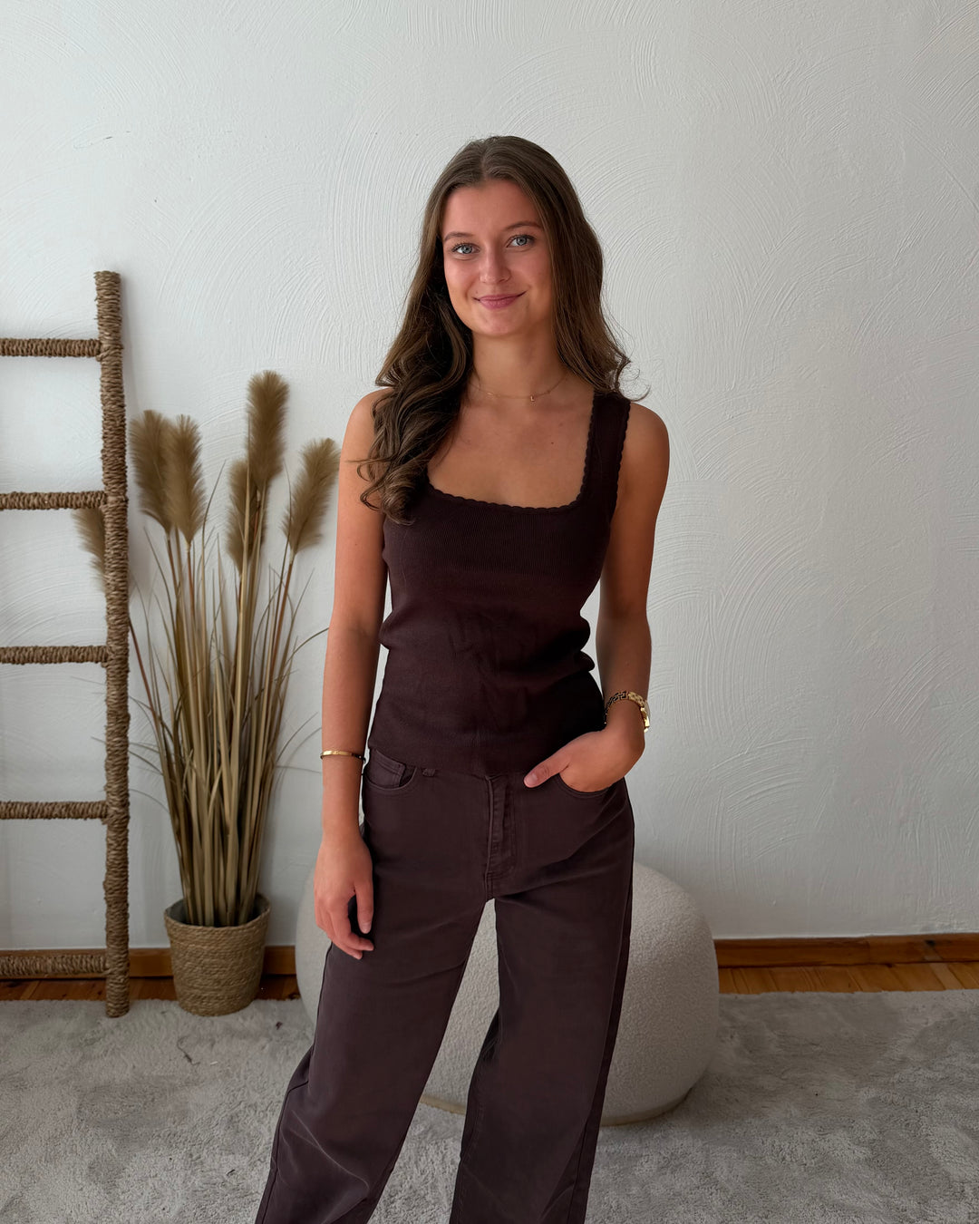 LIV - Square-Neck TOP