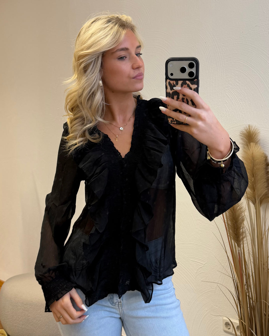 BLACK RUFFLE Bluse