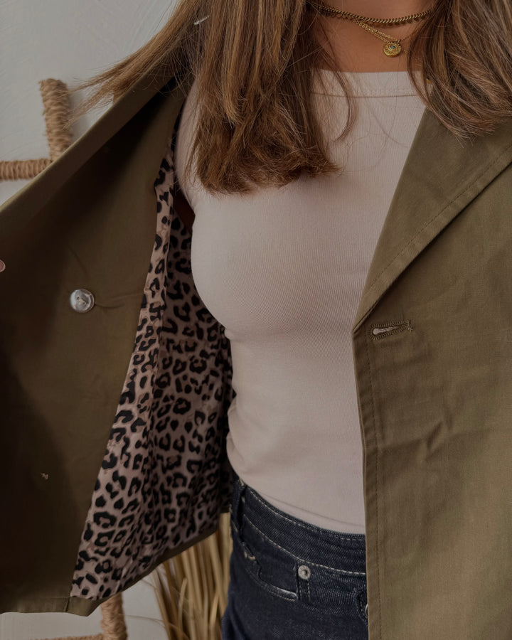 NOÉ - CROPED TRENCH