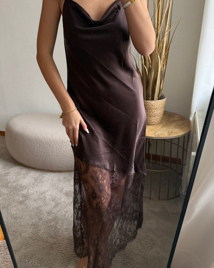 Espresso Satin-Slip-Kleid mit Spitzensaum