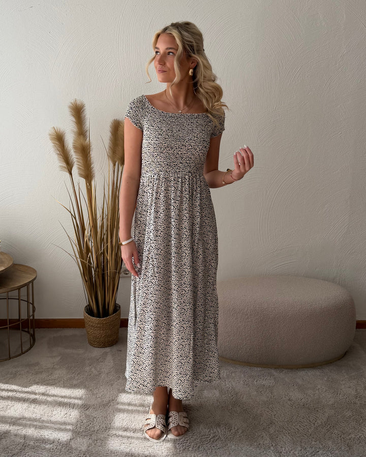 Off-Shoulder Maxi-Kleid