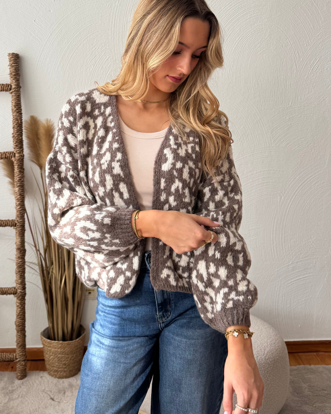 LIA - Cardigan