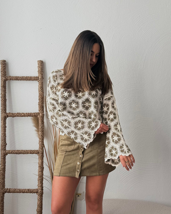 LU - Crochet Sweater