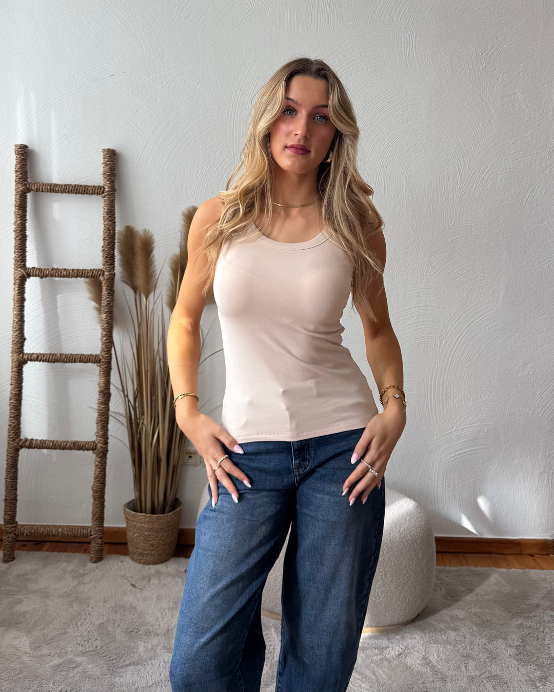 AURA BASIC - Top