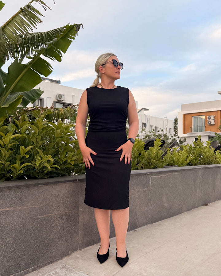 Ruched Midi Dress – Black