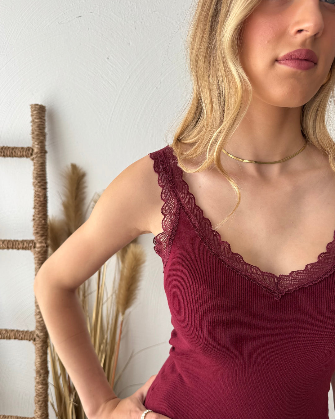 LUNA - Lace-Top