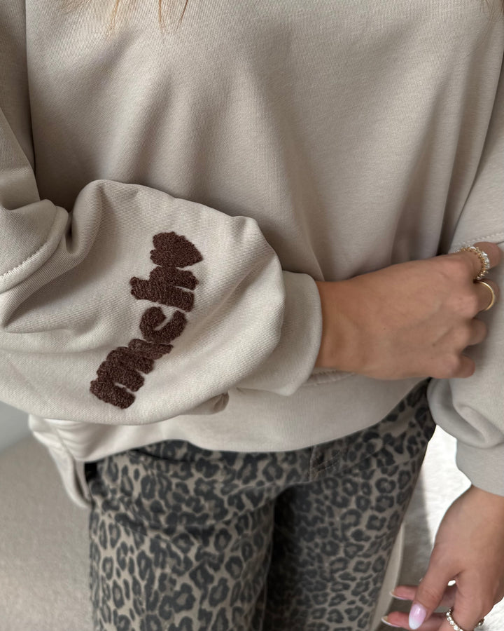MUCHO AMORE - Sweater