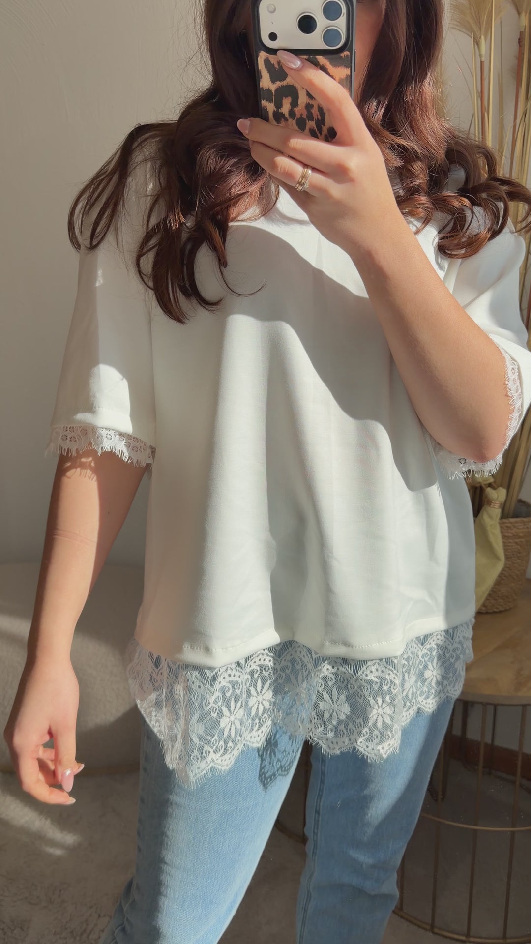 Oversized Shirt mit Spitze– Black / White